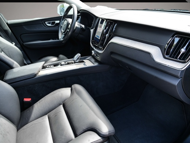 Volvo XC60 (10/2022, Diesel)