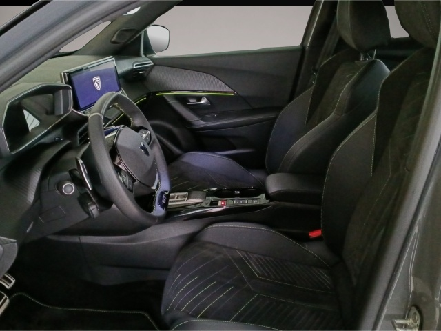 Peugeot 2008 (01/2024, Benzin)