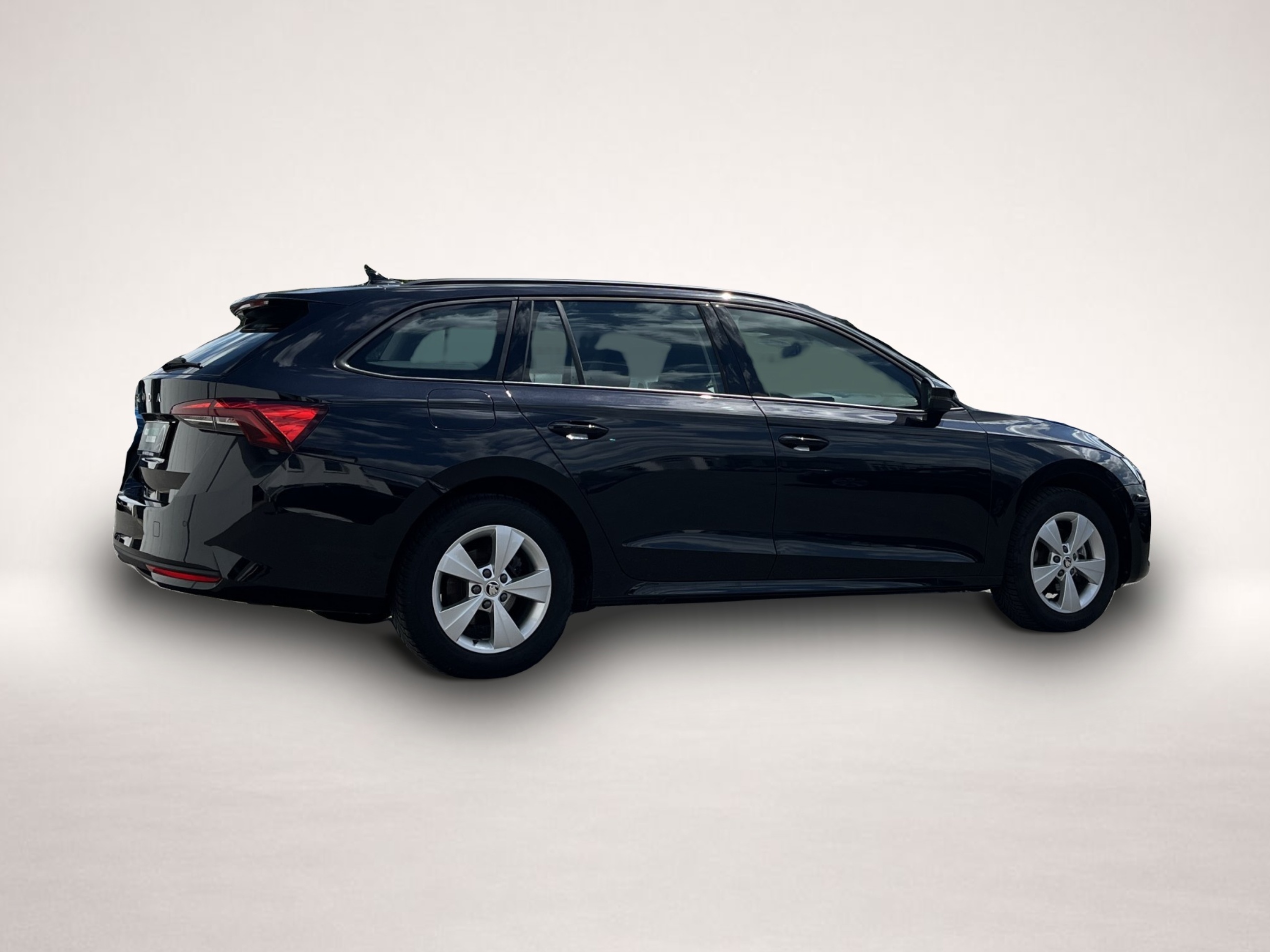 Skoda Octavia (09/2024, Benzin)
