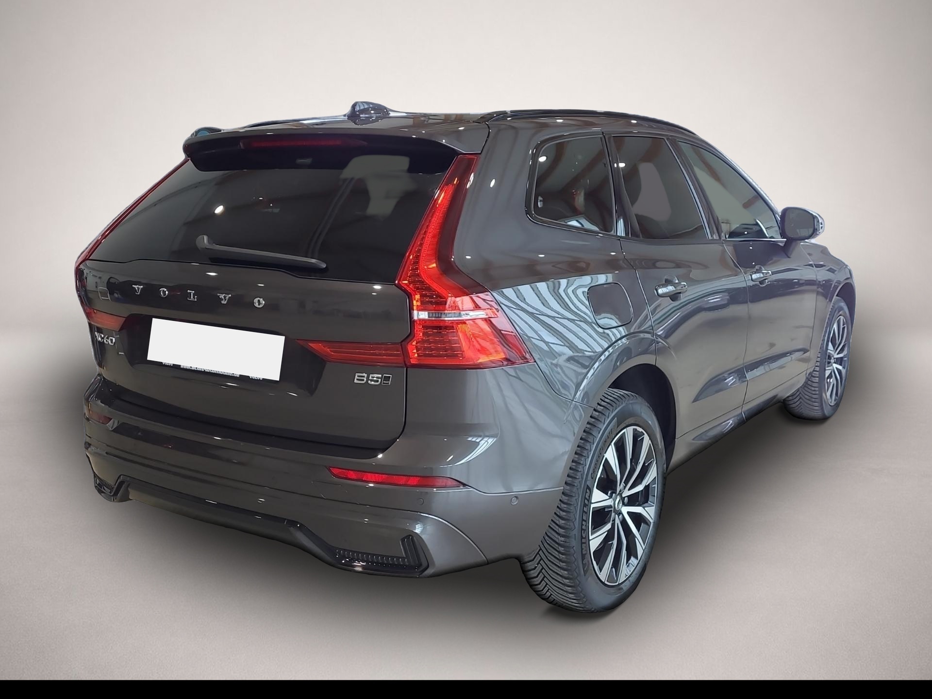 Volvo XC60 (02/2025, Benzin)