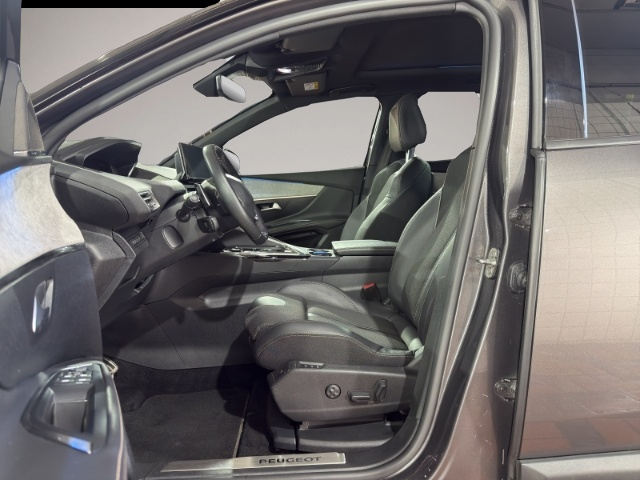 Peugeot 5008 (01/2024, Benzin)