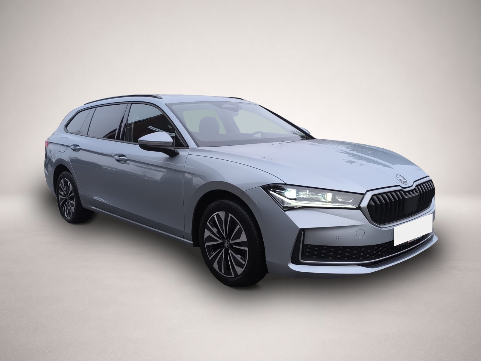Skoda Superb (03/2025, Benzin)