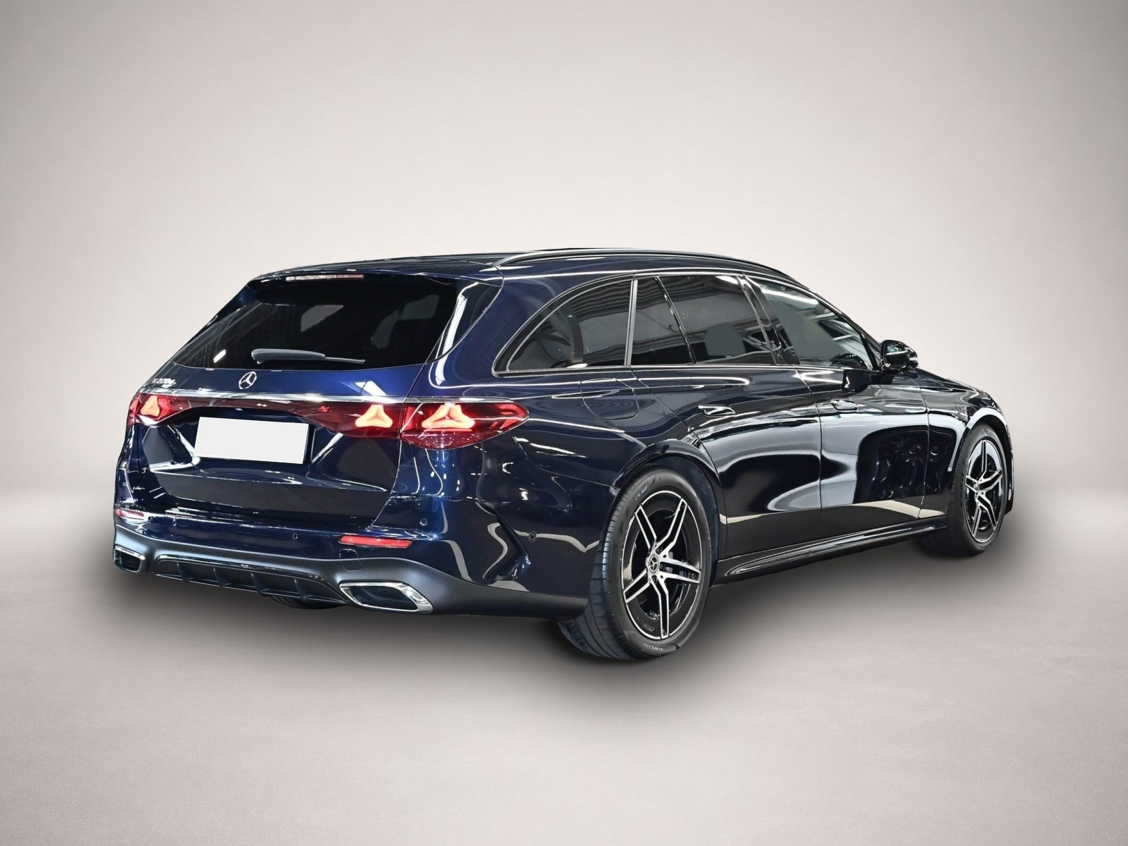Mercedes-Benz E 220 (11/2023, Diesel)