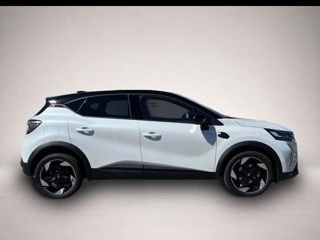 Renault Captur (10/2025, Benzin)