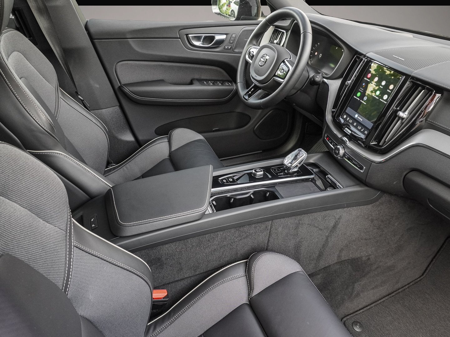 Volvo XC60 (07/2024, )