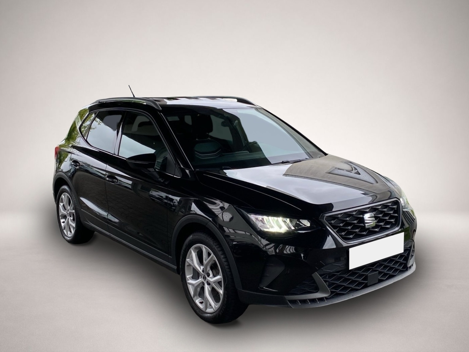 Seat Arona (06/2024, Benzin)