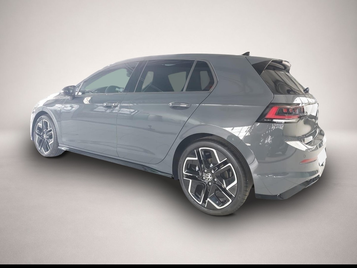 Volkswagen Golf (06/2026, Benzin)