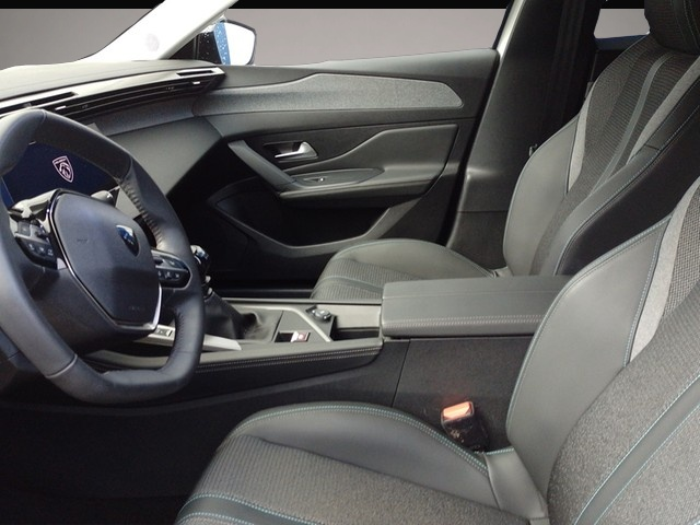 Peugeot 308 (11/2023, Benzin)