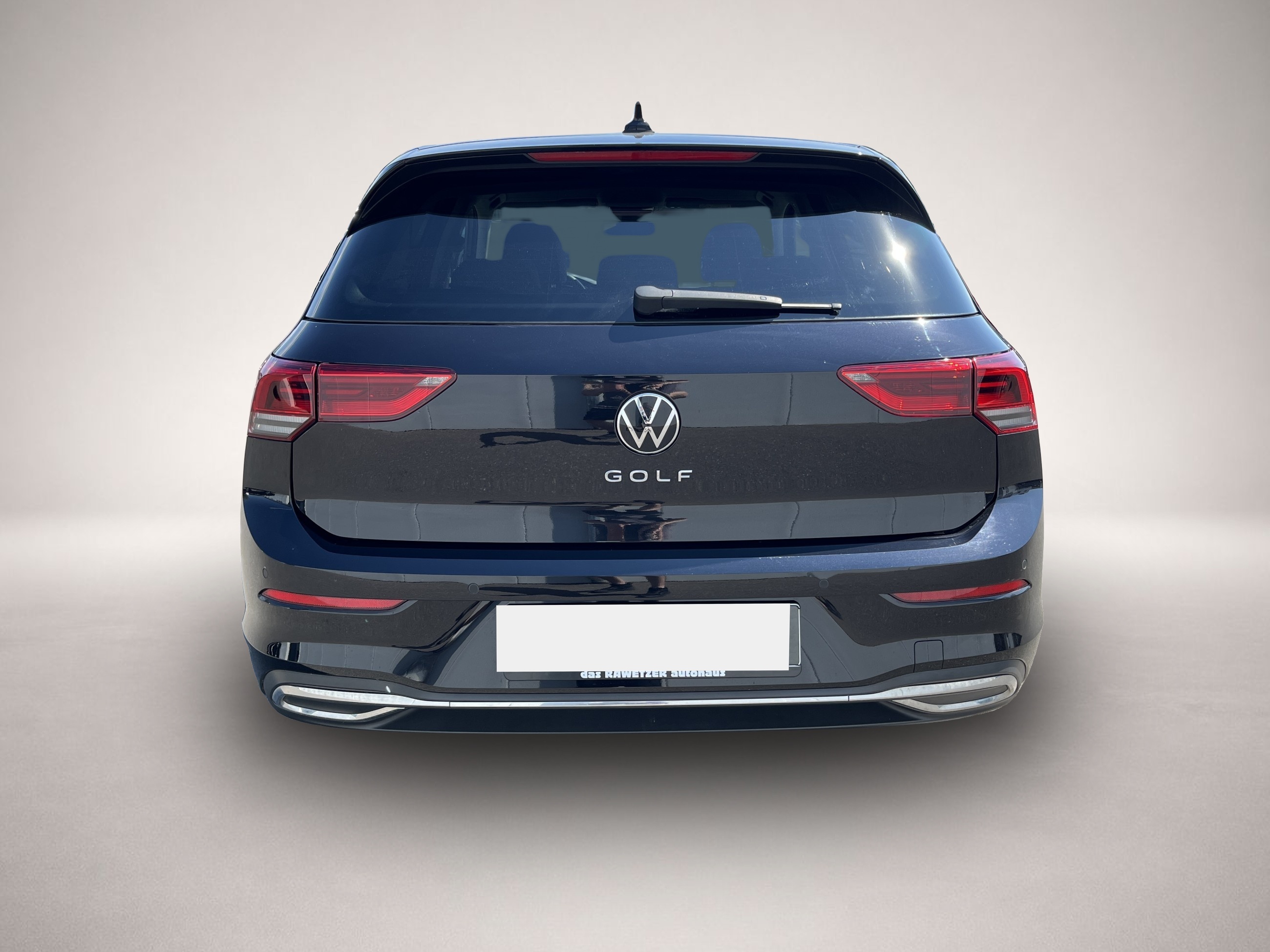 Volkswagen Golf (01/2023, Benzin)