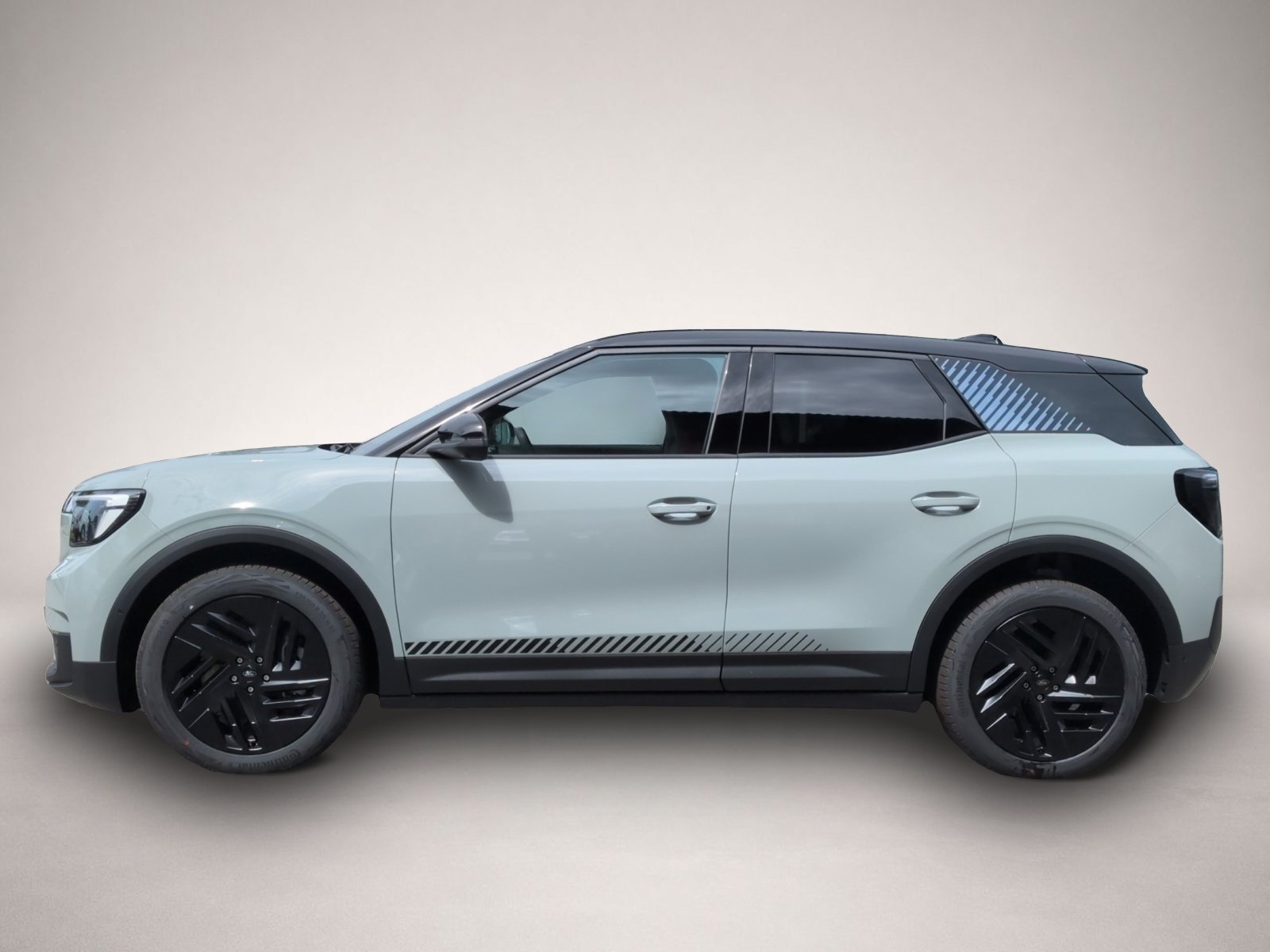 Ford Explorer, image 2 of 8