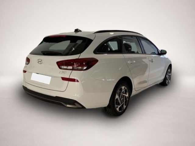 Hyundai i30 (11/2025, Benzin)