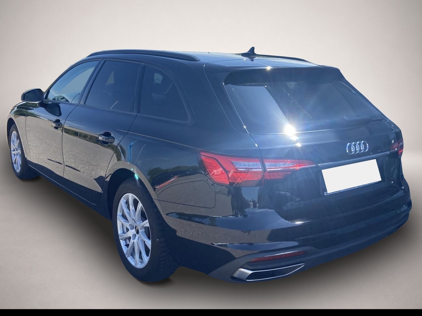 Audi A4 (09/2022, )