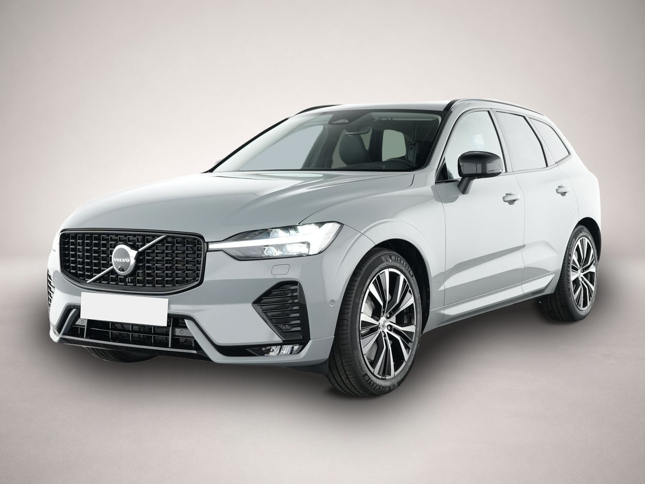 Volvo XC60 (05/2025, Benzin)