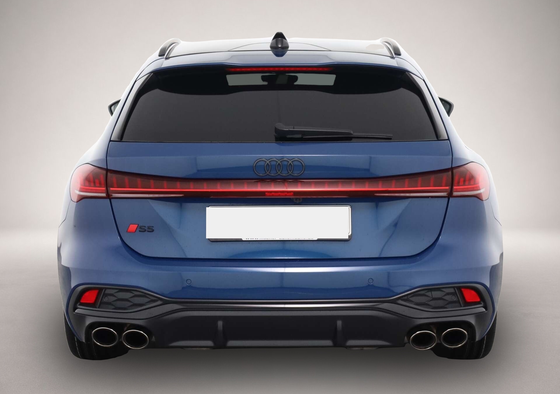 Audi quattro (06/2025, Benzin)