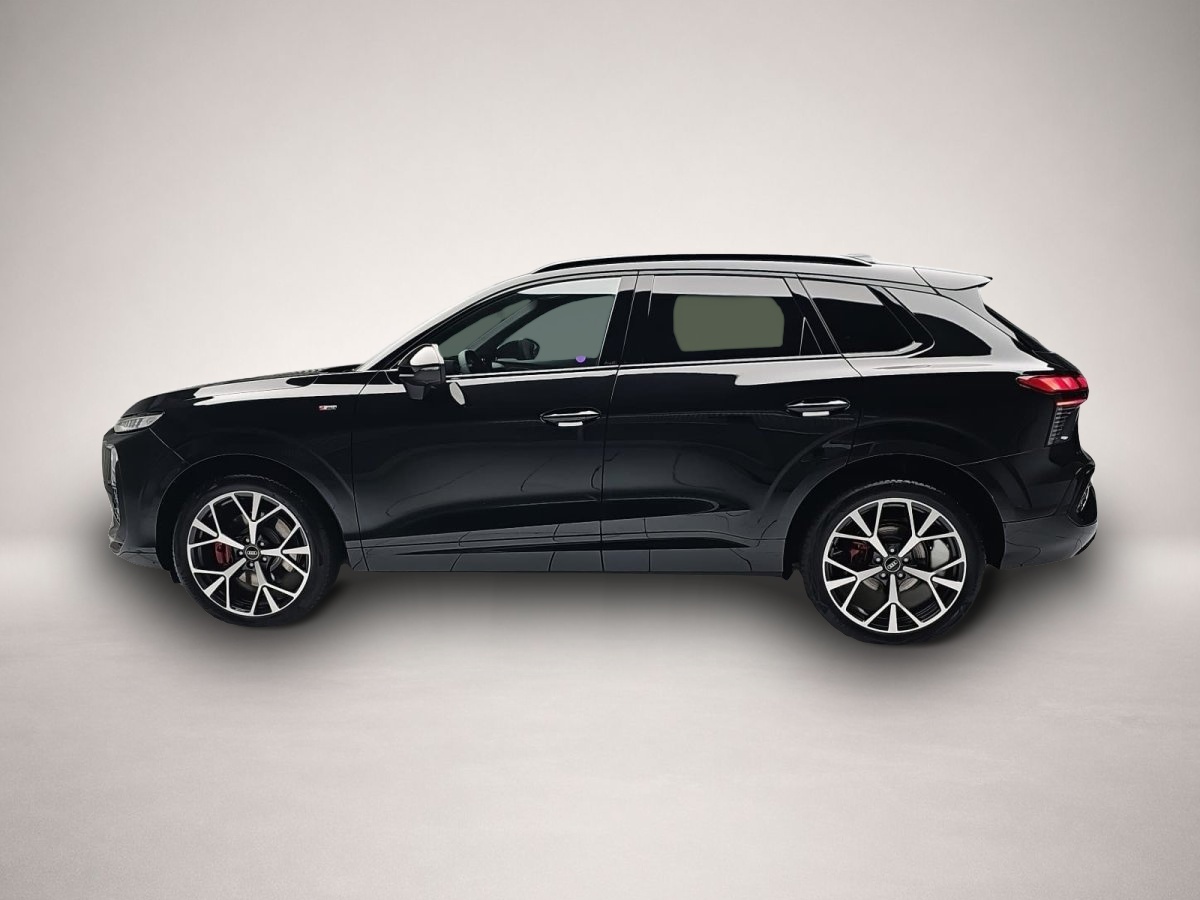 Audi Q3, image 4 of 4
