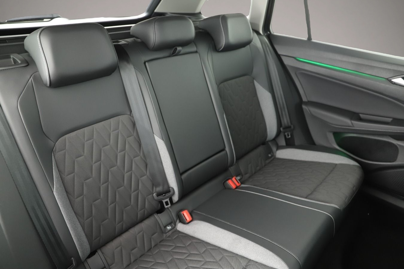 Volkswagen Golf (07/2025, )