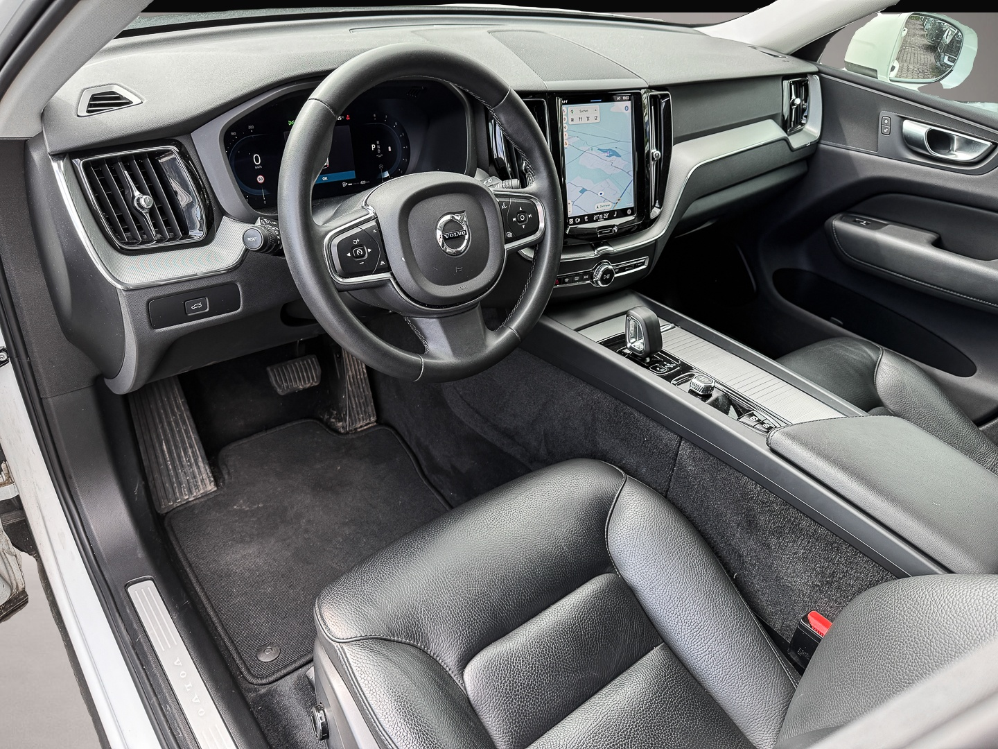 Volvo XC60 (01/2024, Benzin)