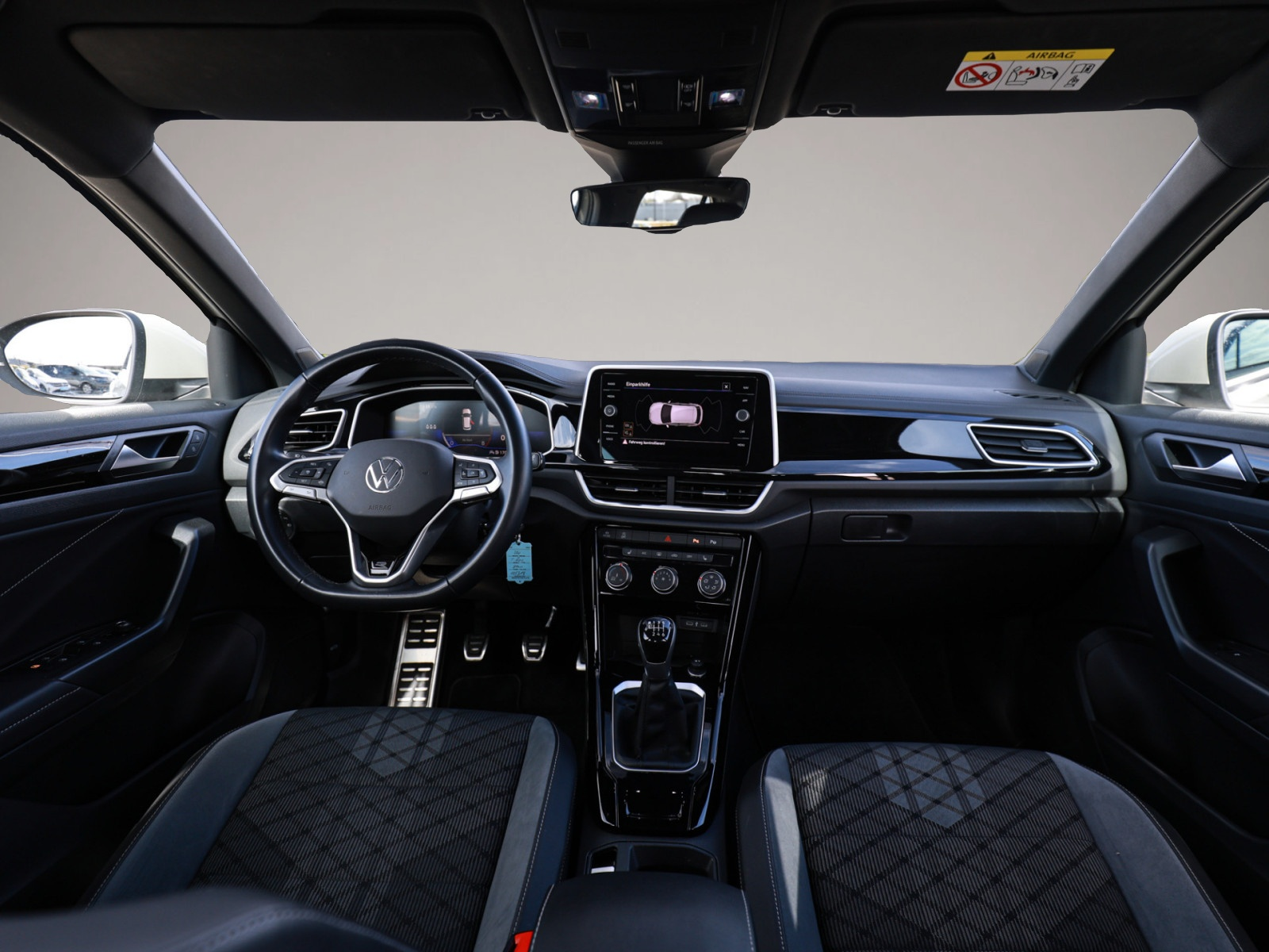 Volkswagen T-Roc (03/2024, Benzin)