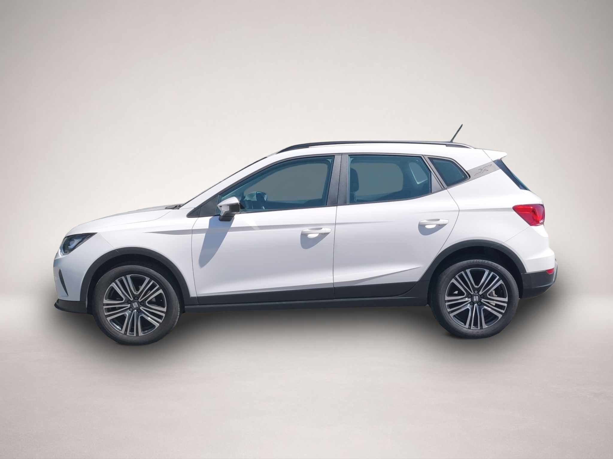 Seat Arona (08/2024, Benzin)