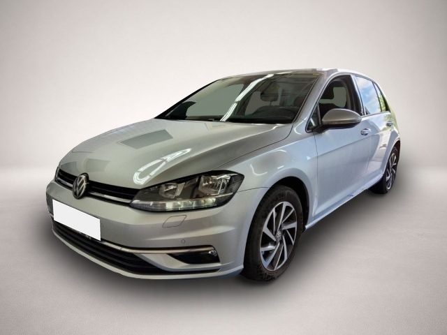 Volkswagen Golf (06/2018, Benzin)