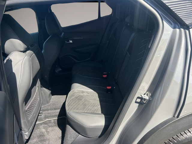 Peugeot 2008 (01/2024, Benzin)