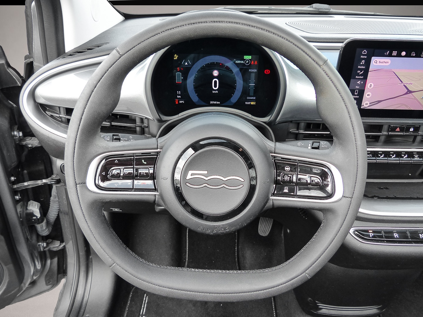 Fiat 500e (04/2023, ELECTRIC)