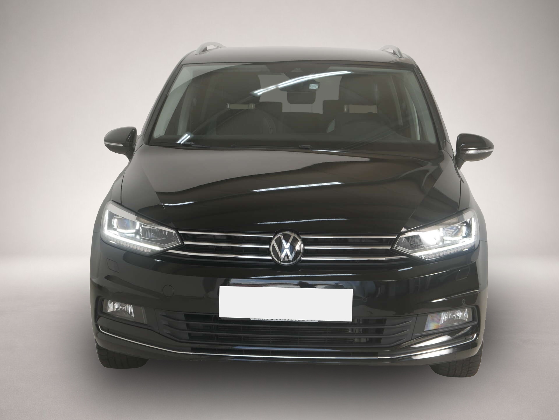 Volkswagen Touran (11/2025, Benzin)