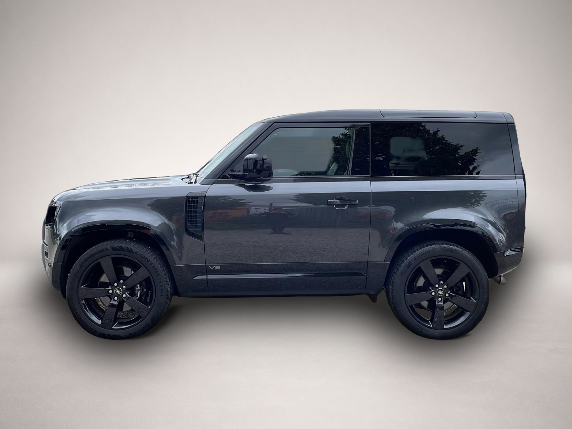Land-Rover Defender (08/2022, Benzin)