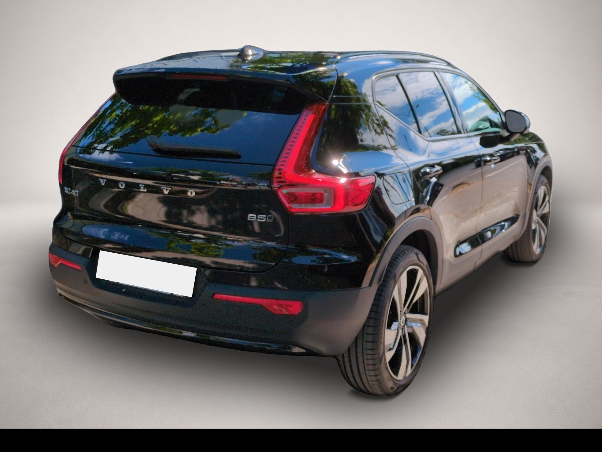 Volvo XC40 (04/2023, Benzin)