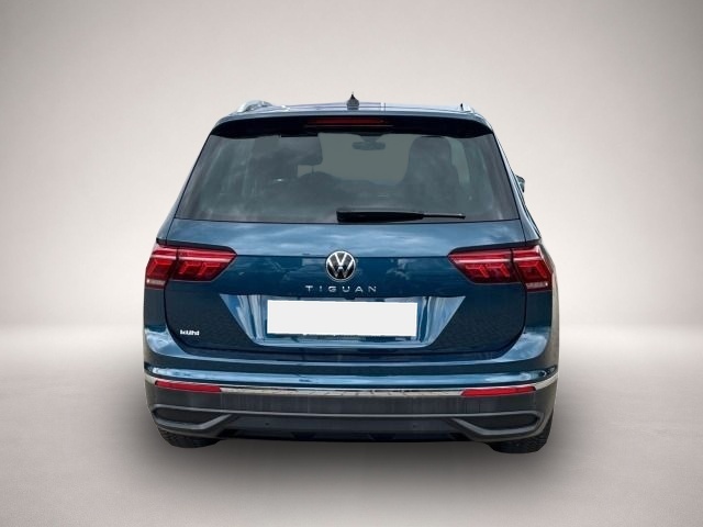 Volkswagen Tiguan (04/2021, Benzin)