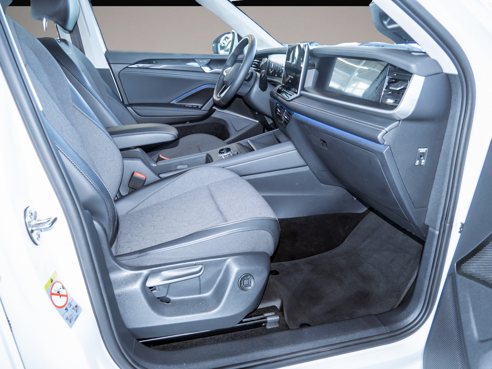 Volkswagen Tayron (07/2025, Benzin)