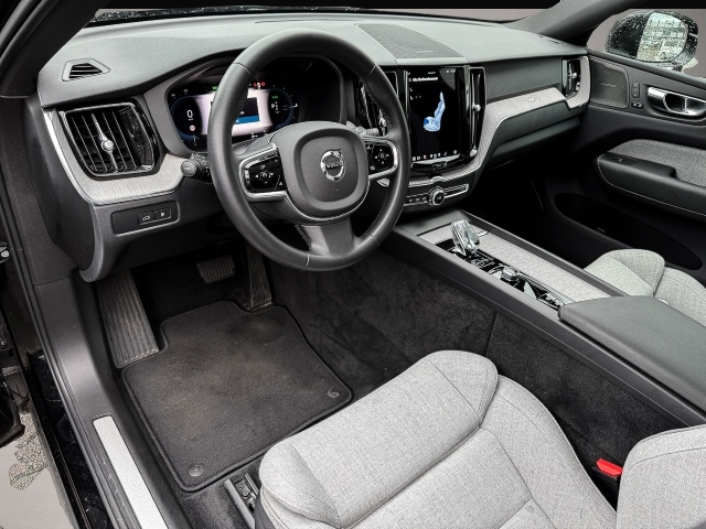 Volvo XC60 (11/2022, Hybrid (Benzin/Elektro))
