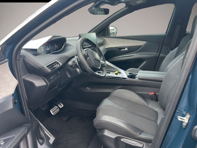 Peugeot 3008 (07/2023, Benzin)