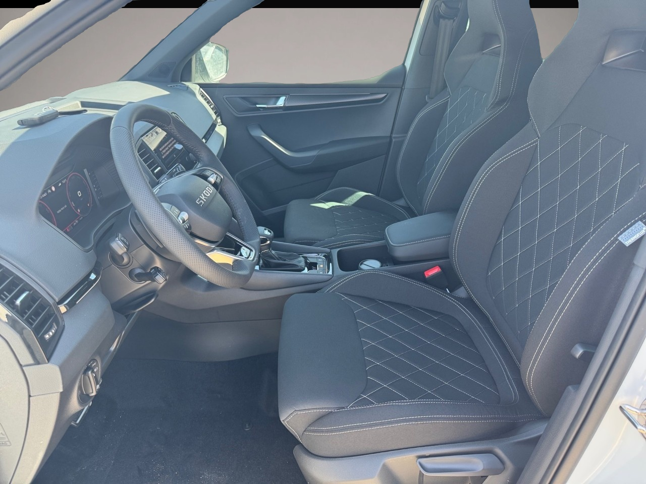 Skoda Karoq (, Benzin)