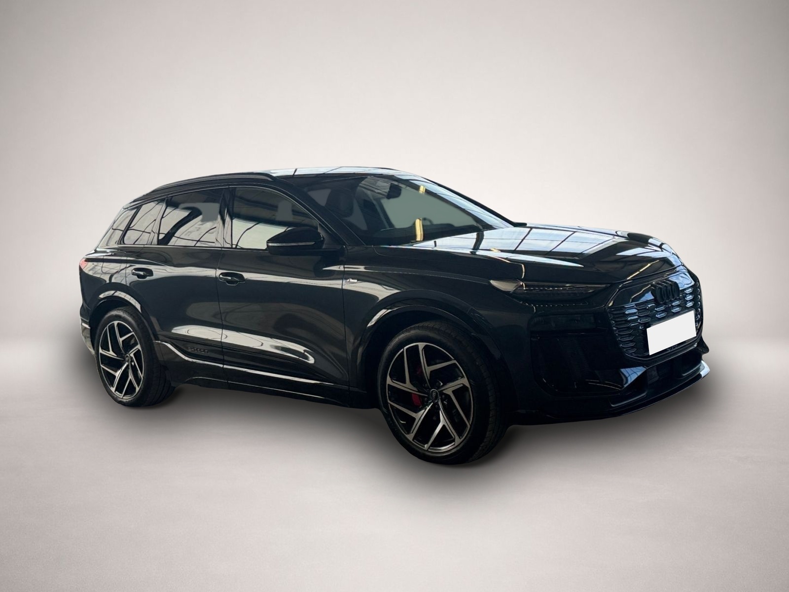 Audi Q6 e-tron (05/2025, ELECTRIC)