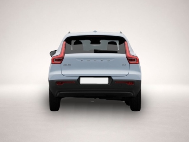 Volvo XC40 (05/2026, Benzin)