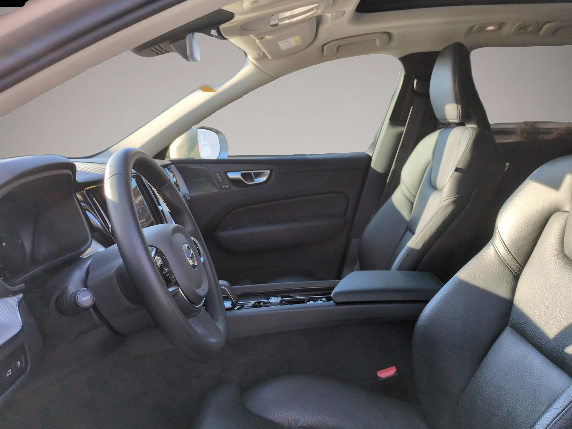 Volvo XC60 (12/2022, Hybrid (Benzin/Elektro))