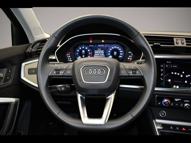 Audi Q3 (09/2025, )
