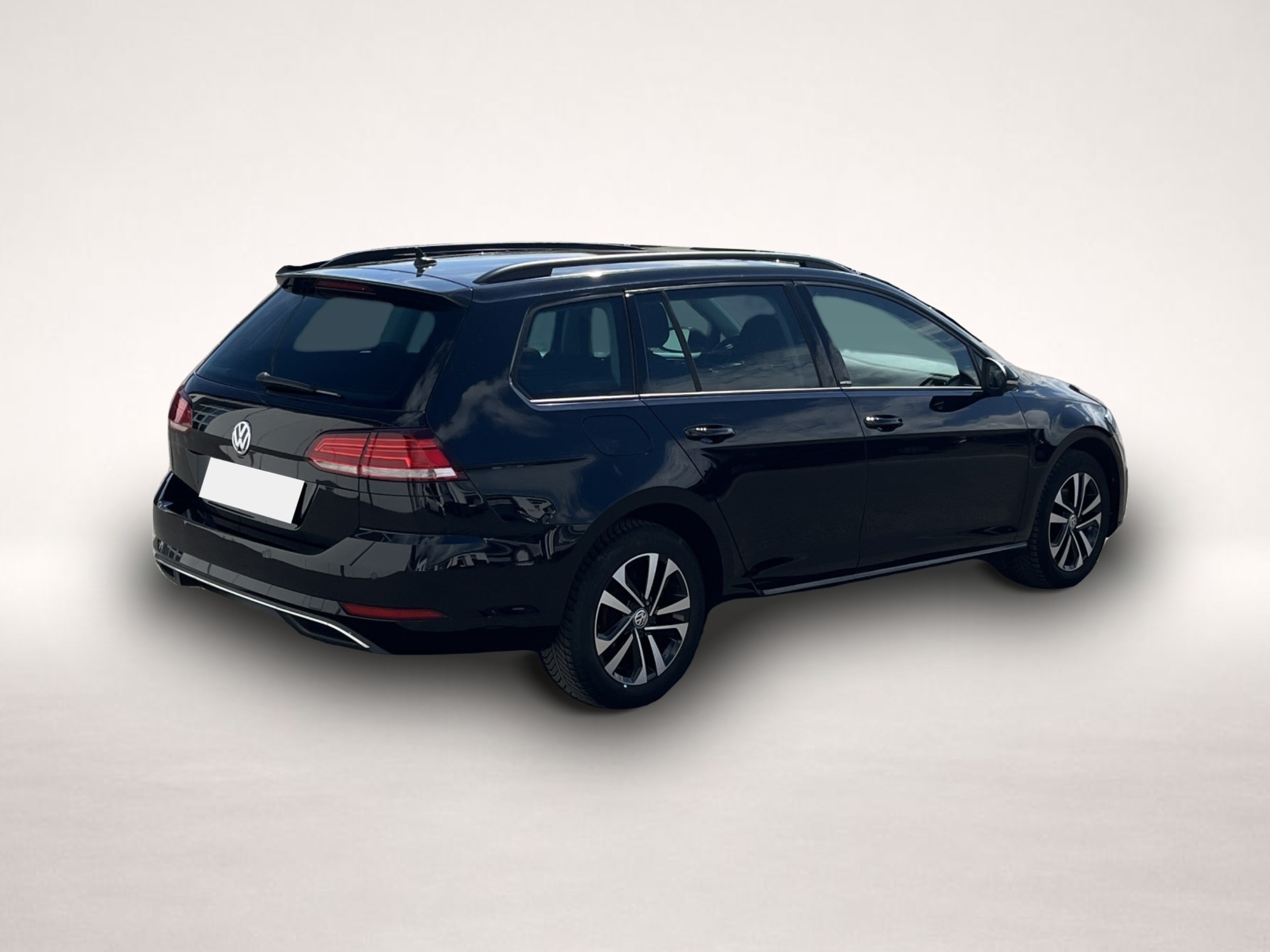 Volkswagen Golf (12/2020, Benzin)