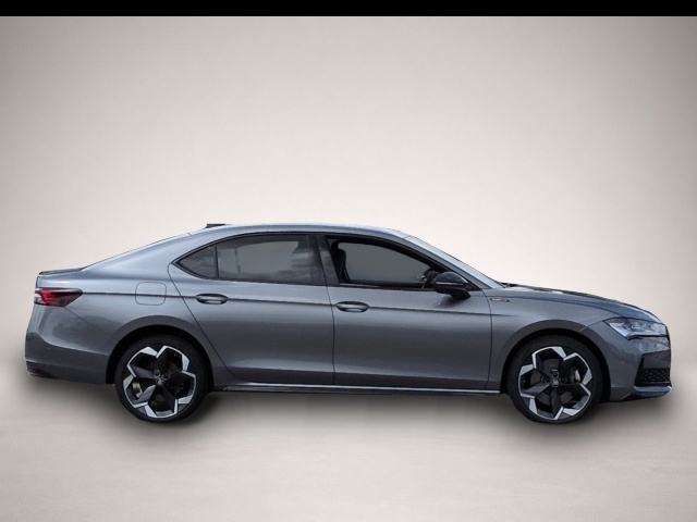 Skoda Superb (05/2025, Hybrid (Benzin/Elektro))