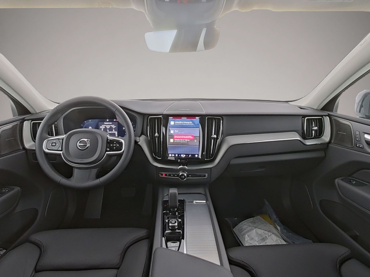Volvo XC60 (06/2025, Benzin)
