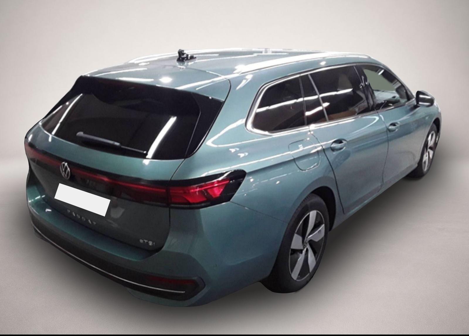 Volkswagen Passat Variant (08/2025, )