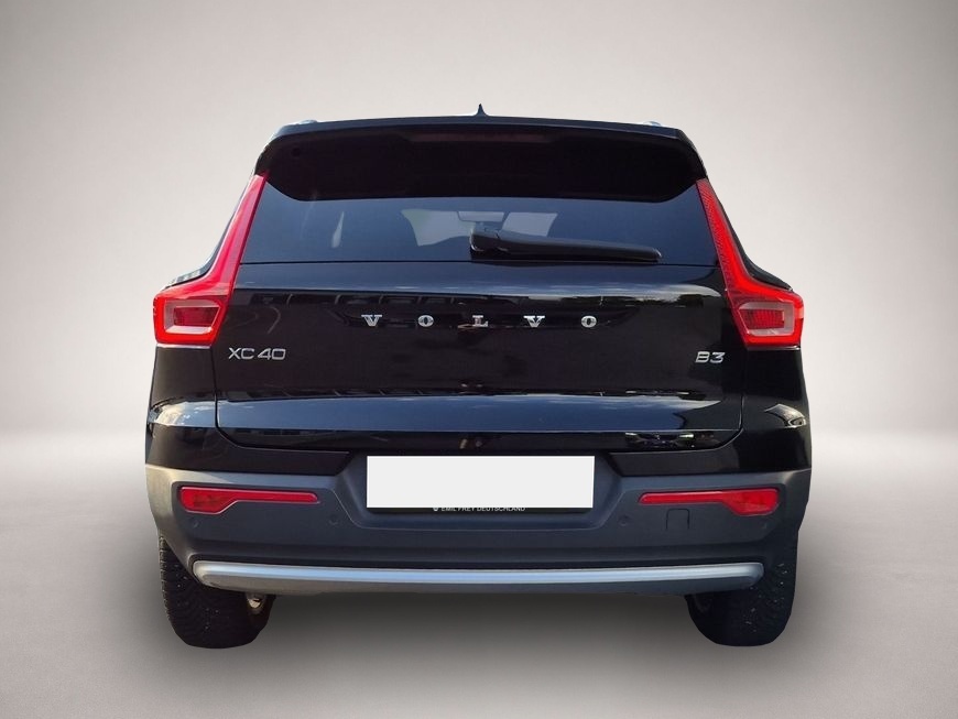 Volvo XC40 (03/2023, Benzin)