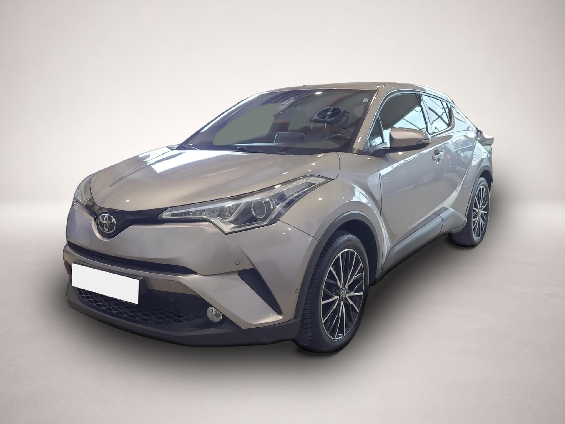 Toyota C-HR (05/2017, Benzin)