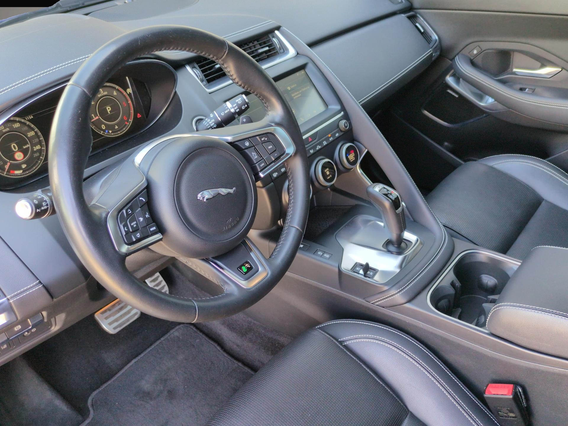 Jaguar E-Pace (10/2019, Diesel)