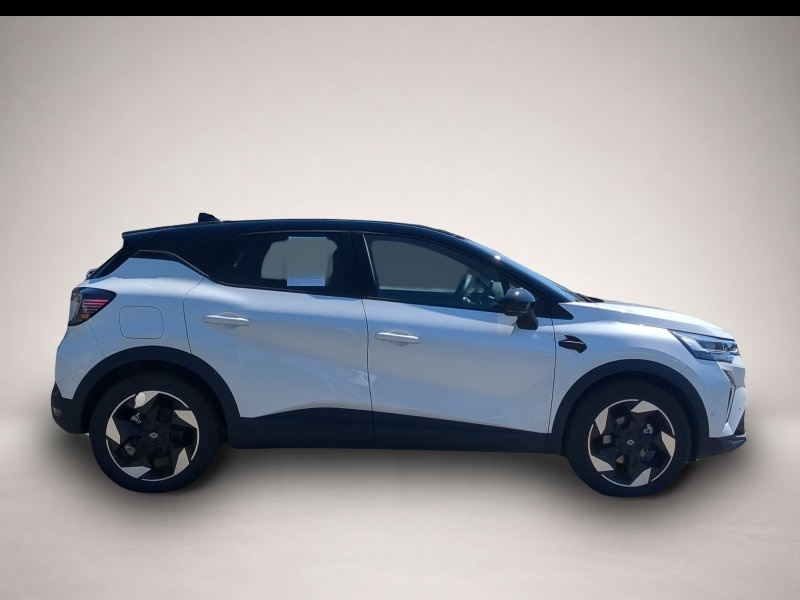 Renault Captur (10/2025, Benzin)