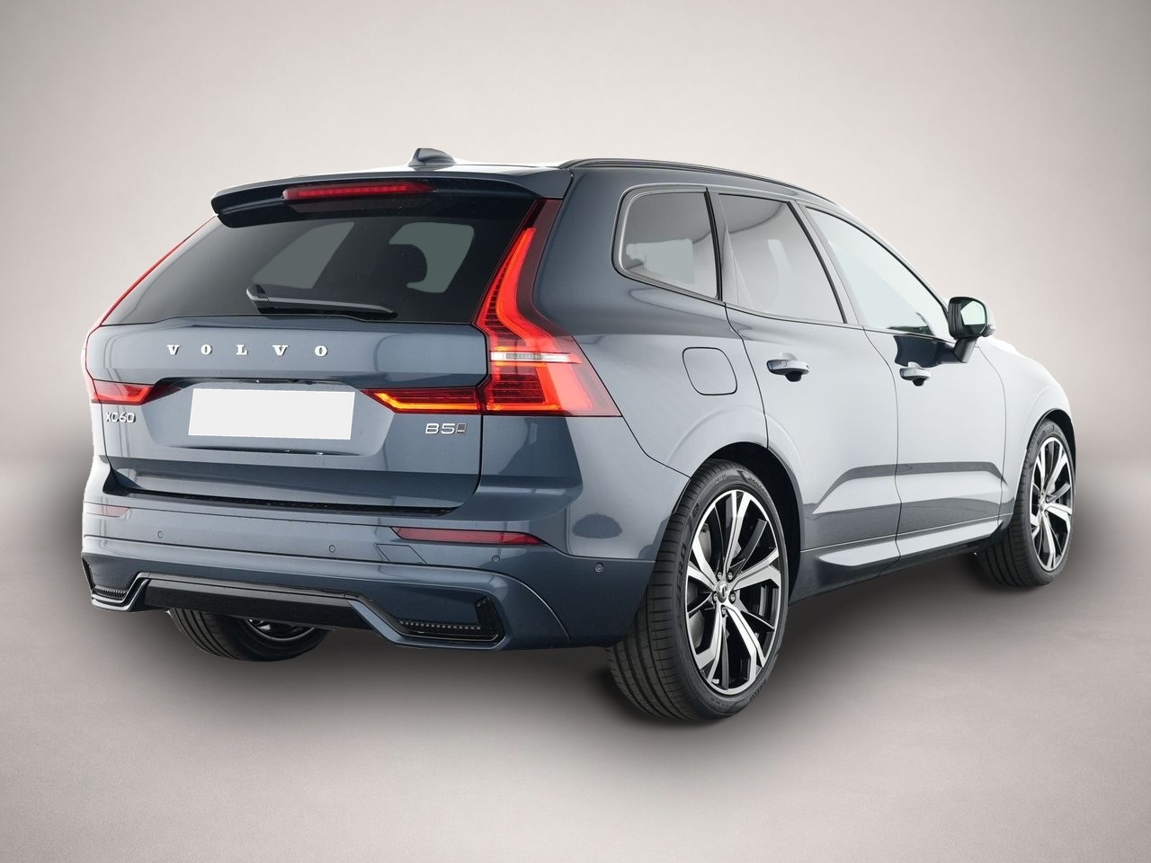 Volvo XC60 (05/2025, Benzin)