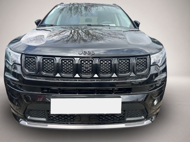 Jeep Compass (04/2024, Benzin)