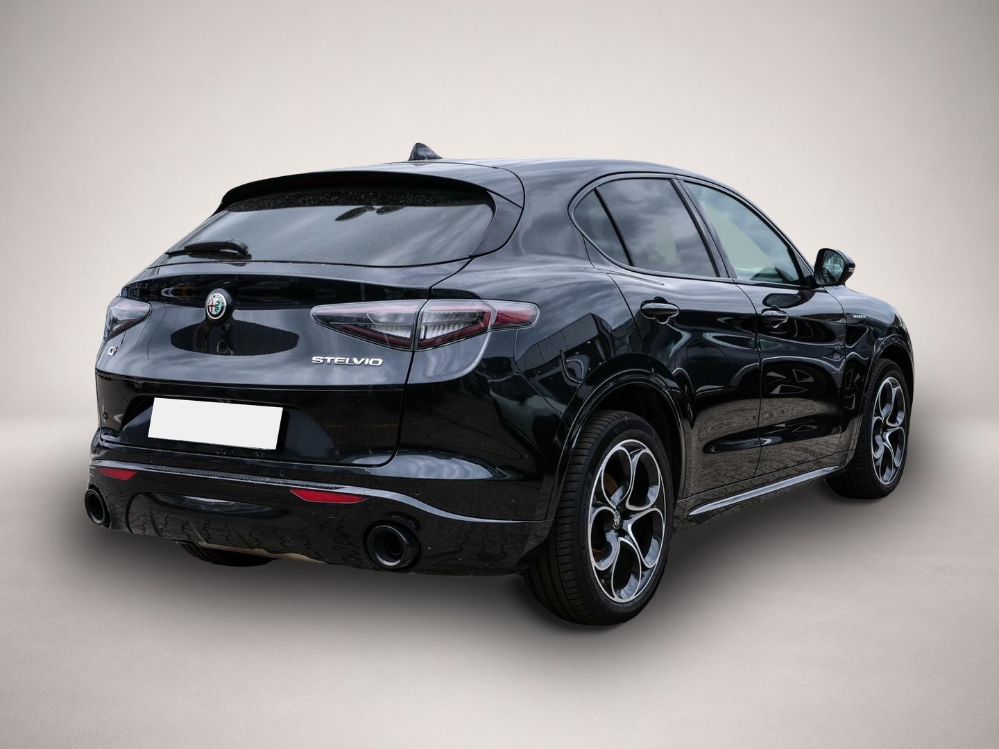 Alfa-Romeo Stelvio (07/2024, Benzin)