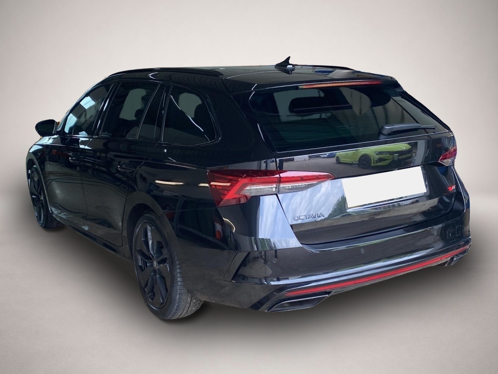 Skoda Octavia (08/2025, Benzin)